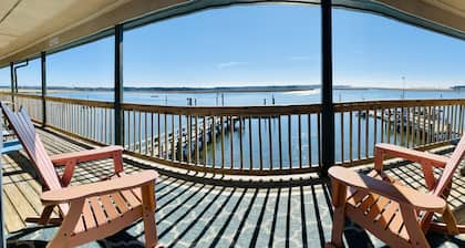 Waterfront Unit on Assateague Channel View with Floating Dock