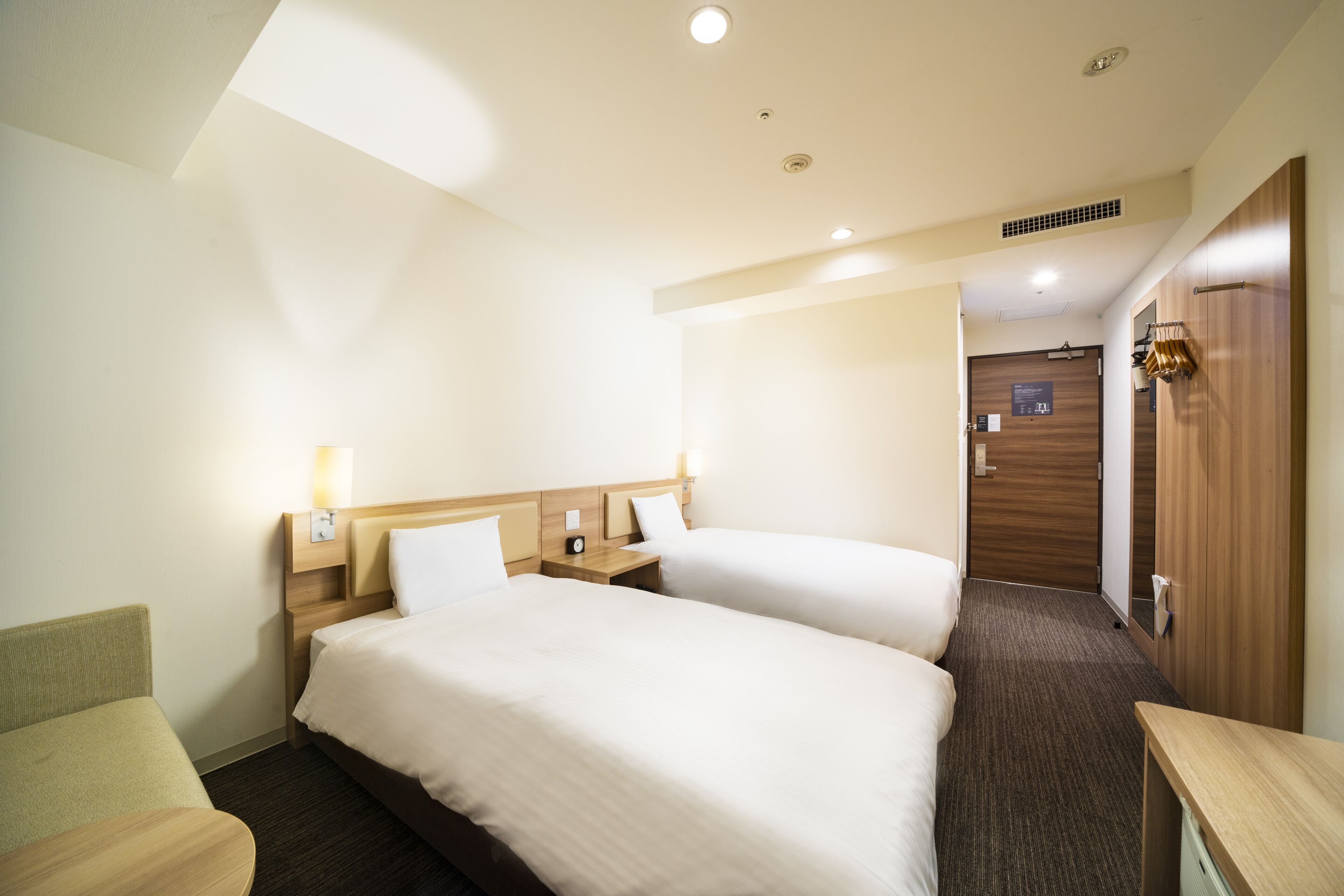 1 bedroom, in-room safe, desk, blackout curtains