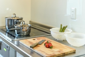 Apartment, 1 Bedroom | Private kitchen