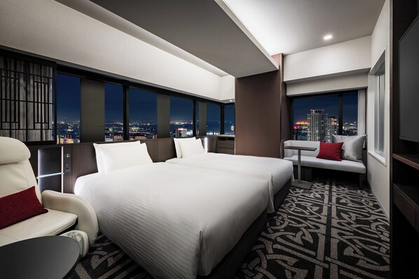 High-floor Corner Twin - Non-Smoking | In-room safe, blackout drapes, free WiFi, bed sheets - Remm Plus Kobe Sannomiya (Kobe)