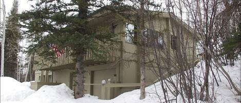 ハウス ベッド (複数台) (1068 Faraway Rd) | 外観