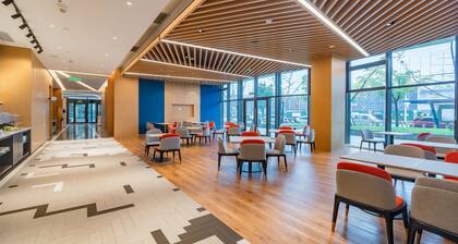 Holiday Inn Express Nanjing Jiangbei Yushan by IHG