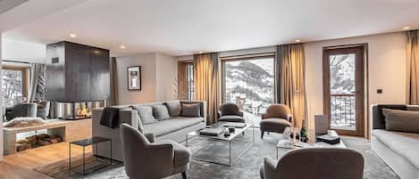 TV, fireplace, offices