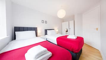Apartment | 3 bedrooms, iron/ironing board, travel crib, free WiFi
