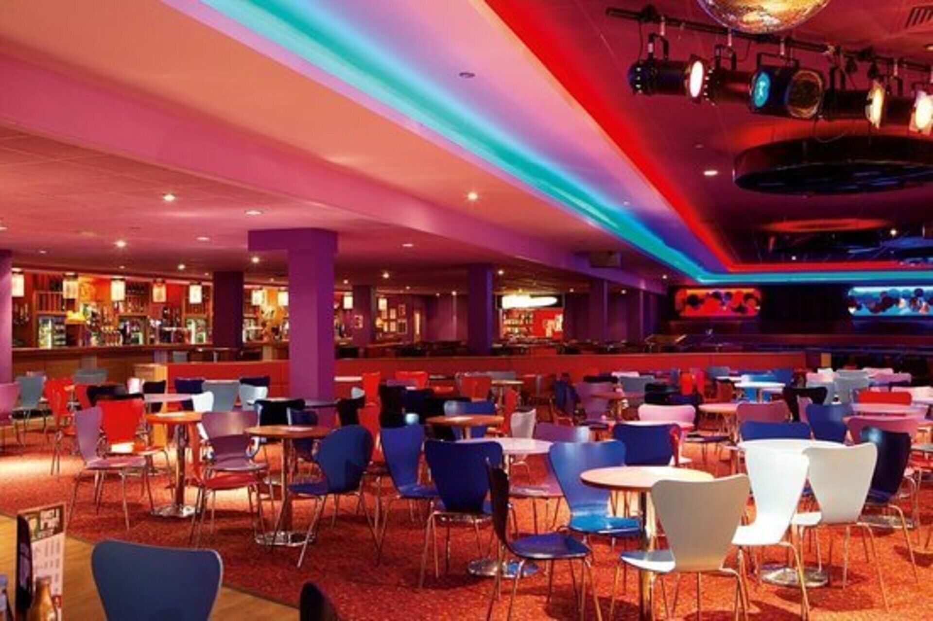 Cabin | Pool | Indoor pool