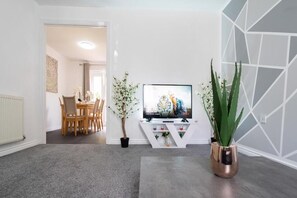 Interior - LUXURY SHAKESPEARE'S PALACE, Stratford Upon Avon (Stratford-upon-Avon)