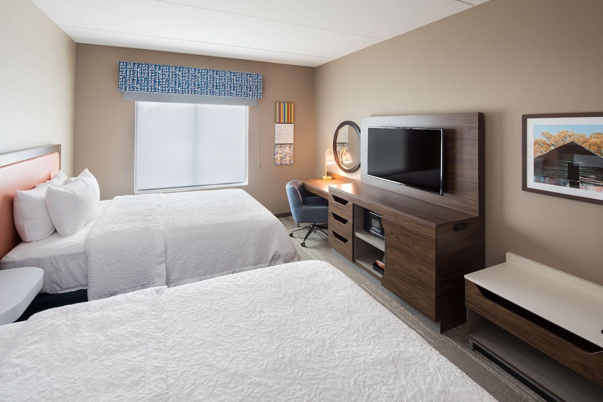 Rollaway beds, bed sheets