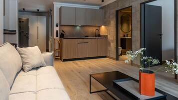 55-Zoll-LED-Fernseher mit Kabelempfang, Fernseher, Netflix