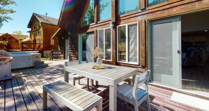 Riverfront Home w/ a Private Hot Tub, Gazebo, Deck w/ River Views, & Free WiFi