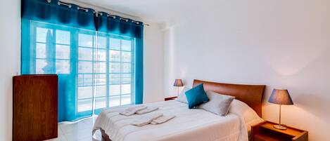 2 makuuhuonetta, silitysrauta/-lauta, ilmainen Wi-Fi, vuodevaatteet