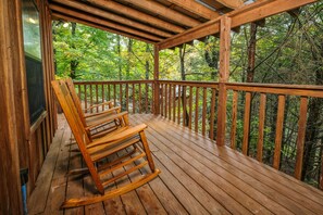 Property grounds - River Rush (Sevierville)