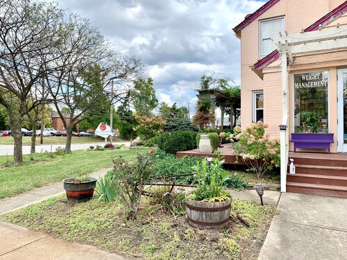 The Peach House, Lower Level
