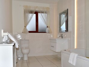 Bathroom - Behy Lodge Glenbeigh (Glenbeigh)