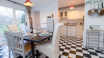 In-room dining