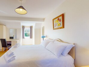 3 chambres, draps fournis