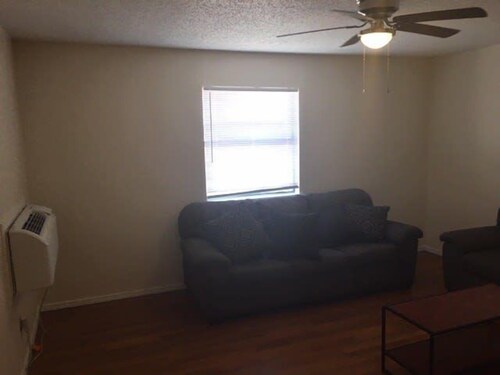 One bedroom close to Fort Sill!