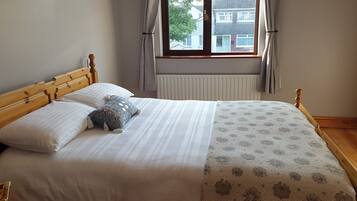 3 kamar tidur dan seprai linen