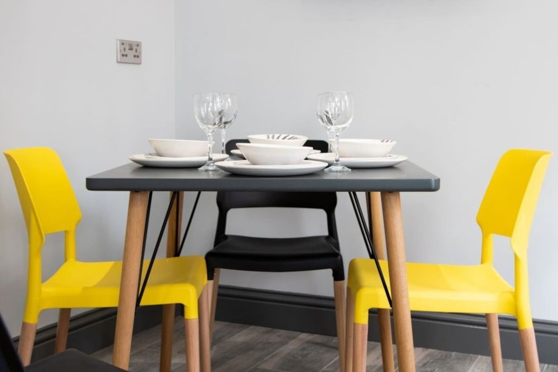 House | Private kitchen | Fridge, microwave, oven, stovetop