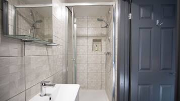 House | Bathroom | Shower, hair dryer, towels