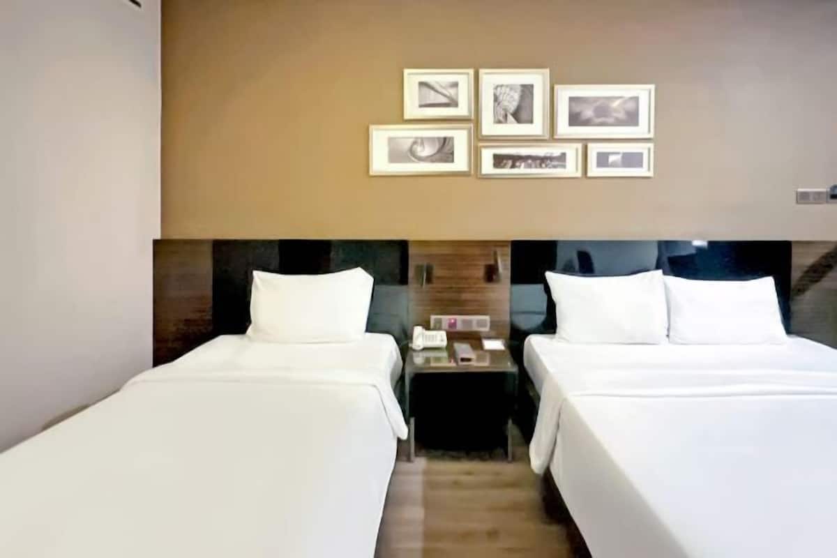 Minibar, caja fuerte, decoración individual y mobiliario individual