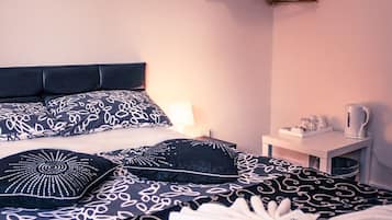 Double Room, Shared Bathroom (Small)
