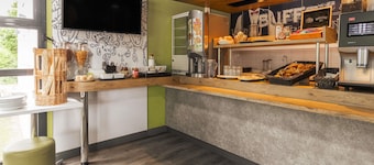 ibis budget Rennes Route de Saint Malo