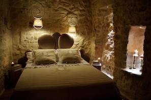 Suite with sauna | 1 bedroom, premium bedding, down comforters, memory foam beds