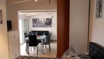In-room dining
