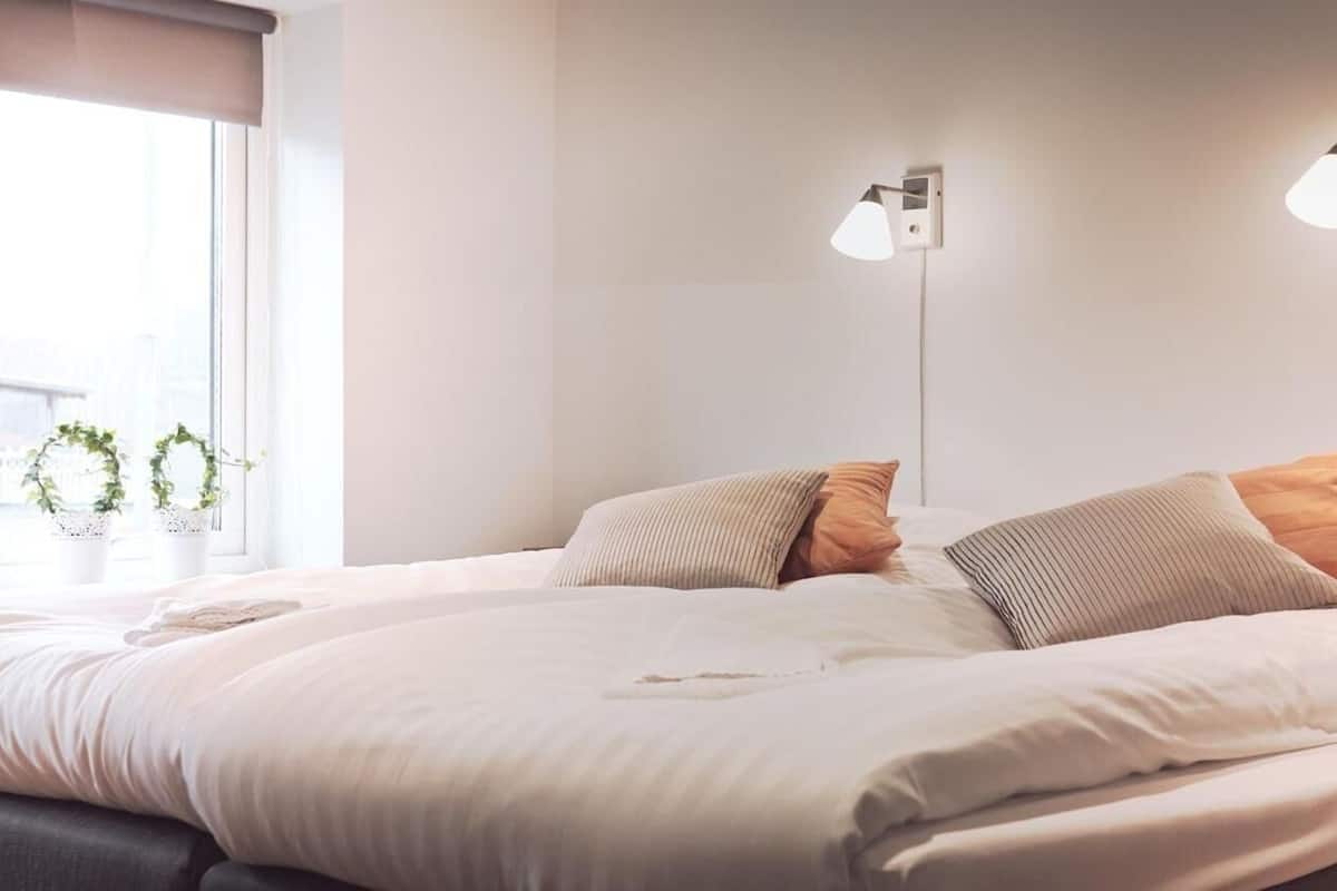 premium bedding, pillow-top beds, individually decorated