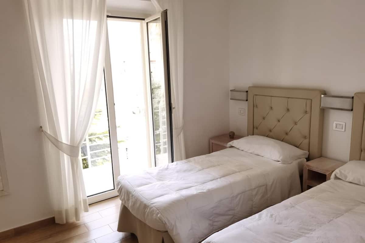 minibar, in-room safe, desk, soundproofing