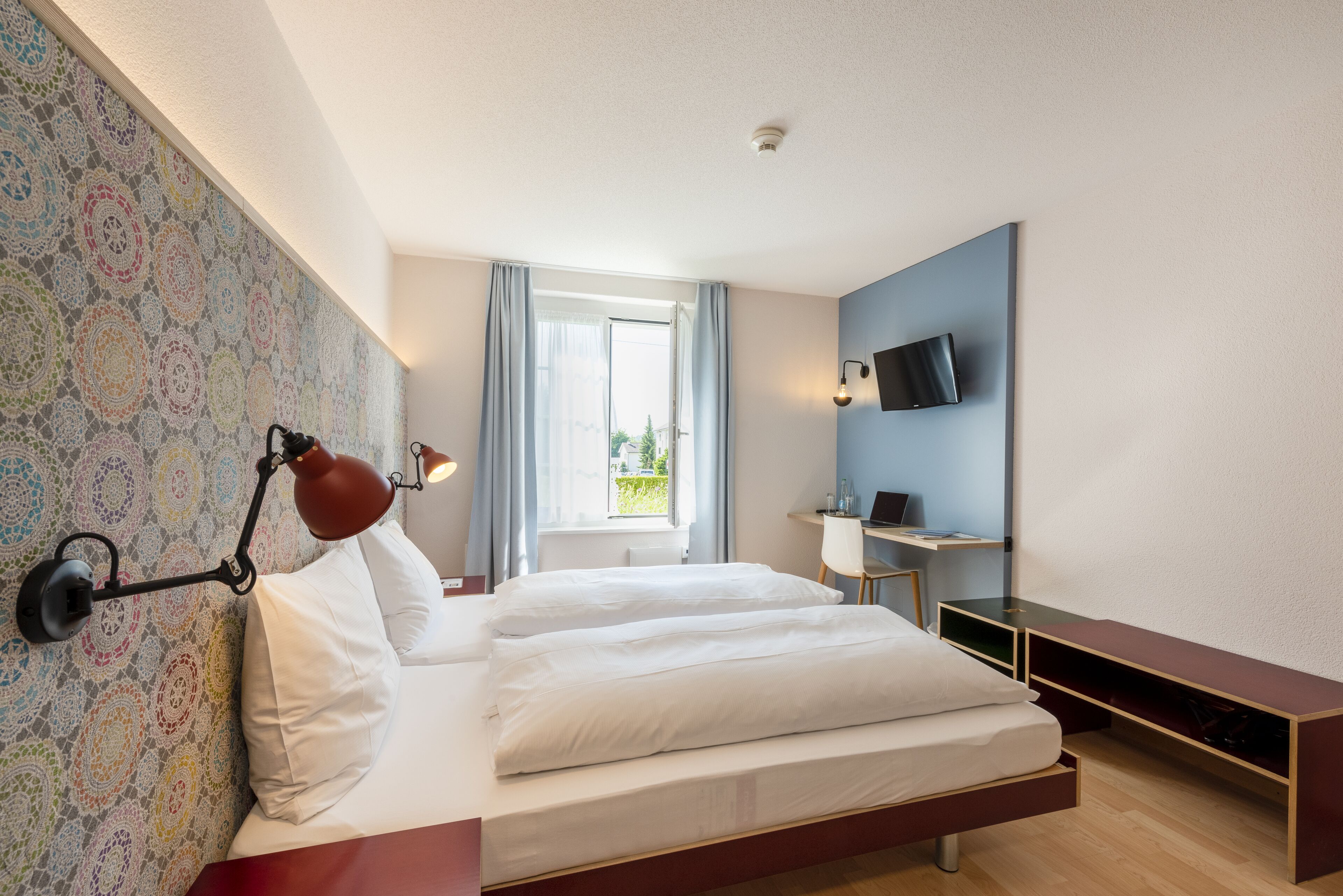 hypo-allergenic bedding, individually decorated, individually furnished