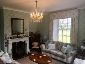 Interior - The Grange (Market Rasen)