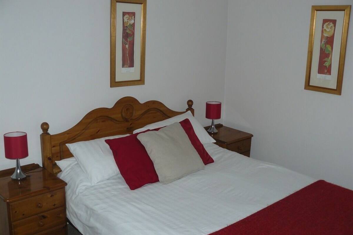 Chambre Double, salle de bains attenante