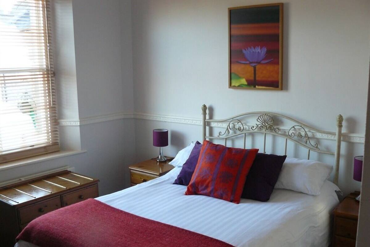 Chambre Double, salle de bains attenante