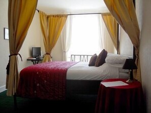 Superior Double Room, Private Bathroom (Four Poster)