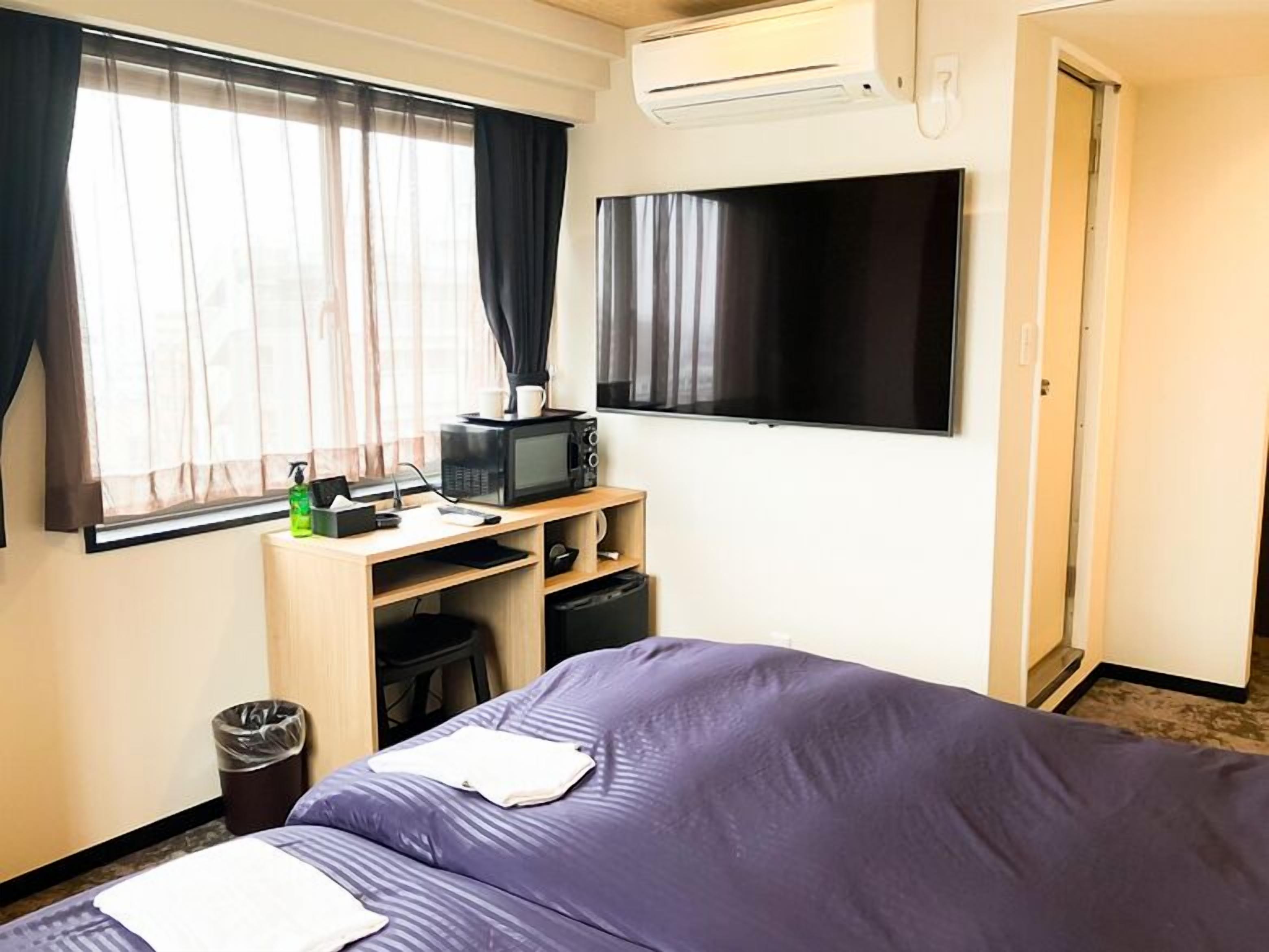 Desk, iron/ironing board, free WiFi, bed sheets