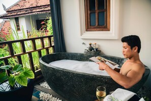 Deluxe Terrace Twin with Bathtub (Resort) | Down duvets, minibar, in-room safe, individually decorated - Rambutan Resort Siem Reap (Siem Reap)