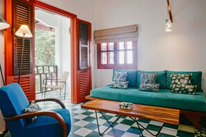 Chăn bông, minibar, két bảo mật tại phòng, trang trí khác biệt 