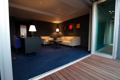 The Gate Hotel Kaminarimon by Hulic - view 3