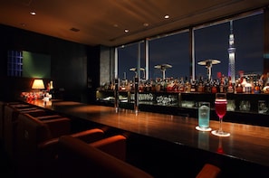 Bar (on property) - The Gate Hotel Kaminarimon by Hulic (Tokyo)