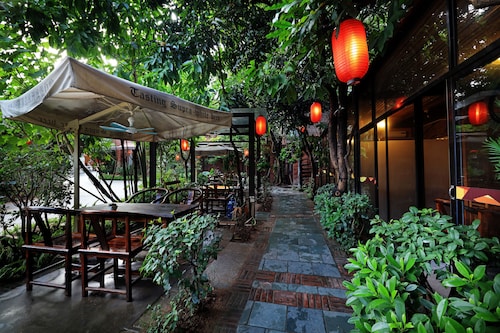 Guangzhou Royal Garden Hotel