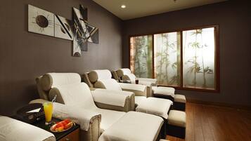 Thai massages, reflexology, massages