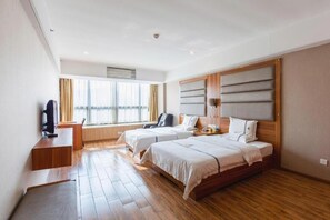 Minibar, in-room safe, desk, blackout curtains - Chuanghui Business (Guangzhou)