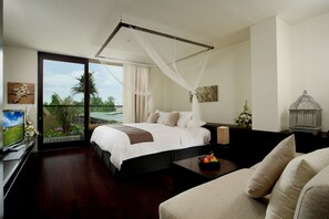 Studio, Pool View | Minibar, in-room safe, desk, iron/ironing board - Taum Resort Bali (Seminyak)