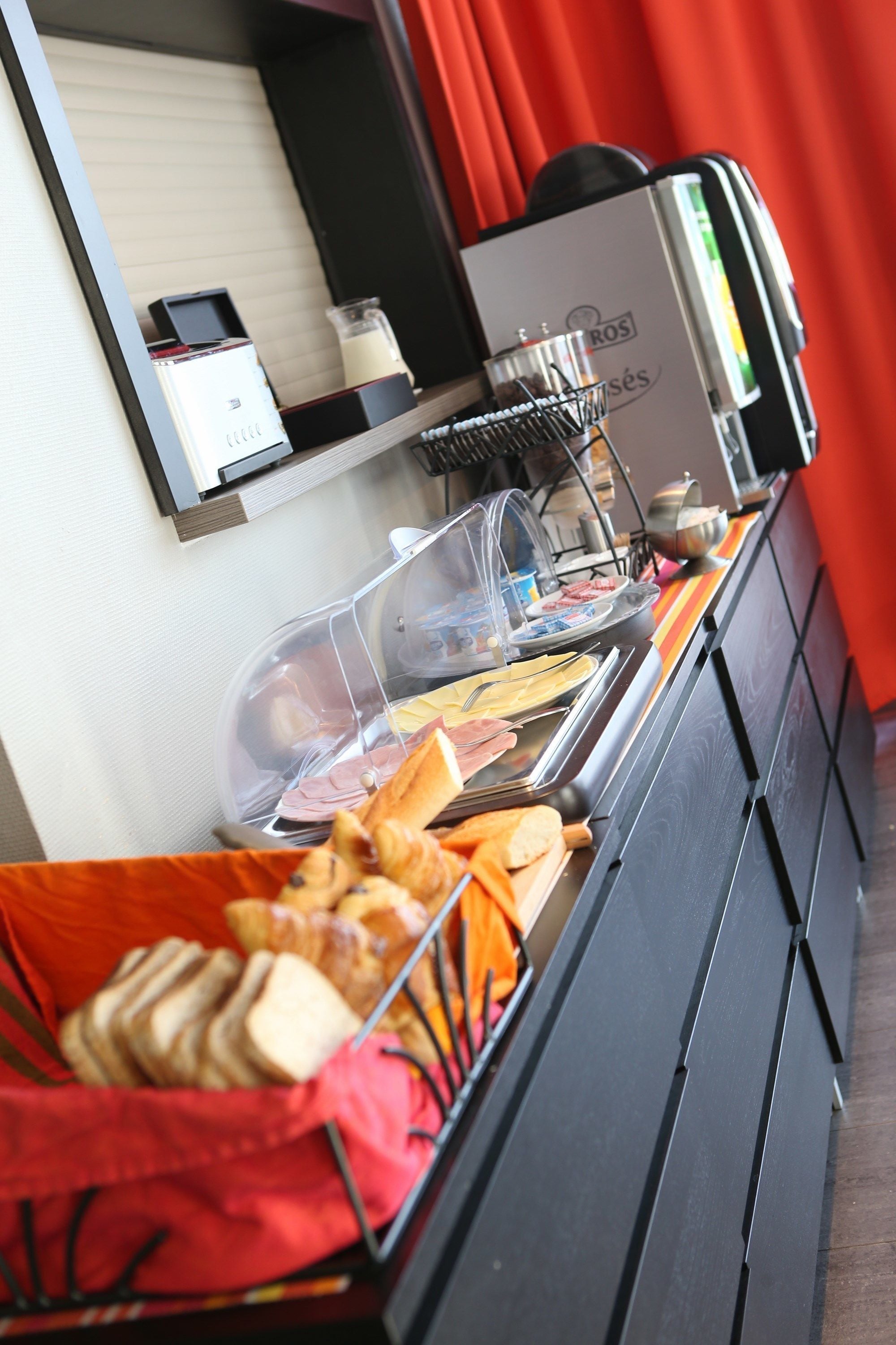 Daily continental breakfast for a fee
