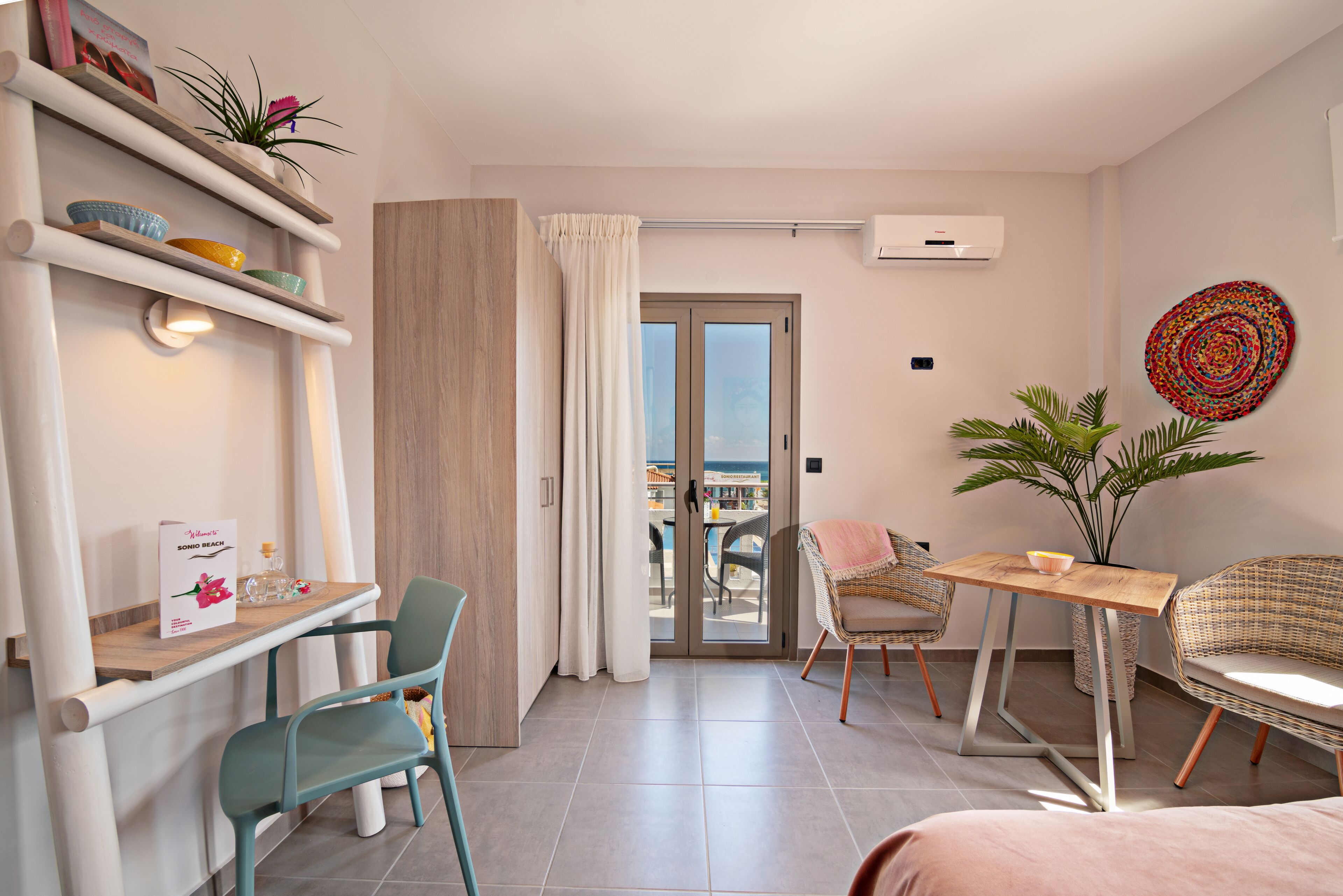 Deluxe Studio, Sea View | In-room safe, desk, blackout curtains, iron/ironing board