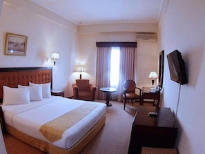 Superior Room, 1 Double Bed | Premium bedding, Select Comfort beds, in-room safe, desk - Harbourbay Amir Hotel (Batam)