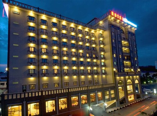 Harbourbay Amir Hotel