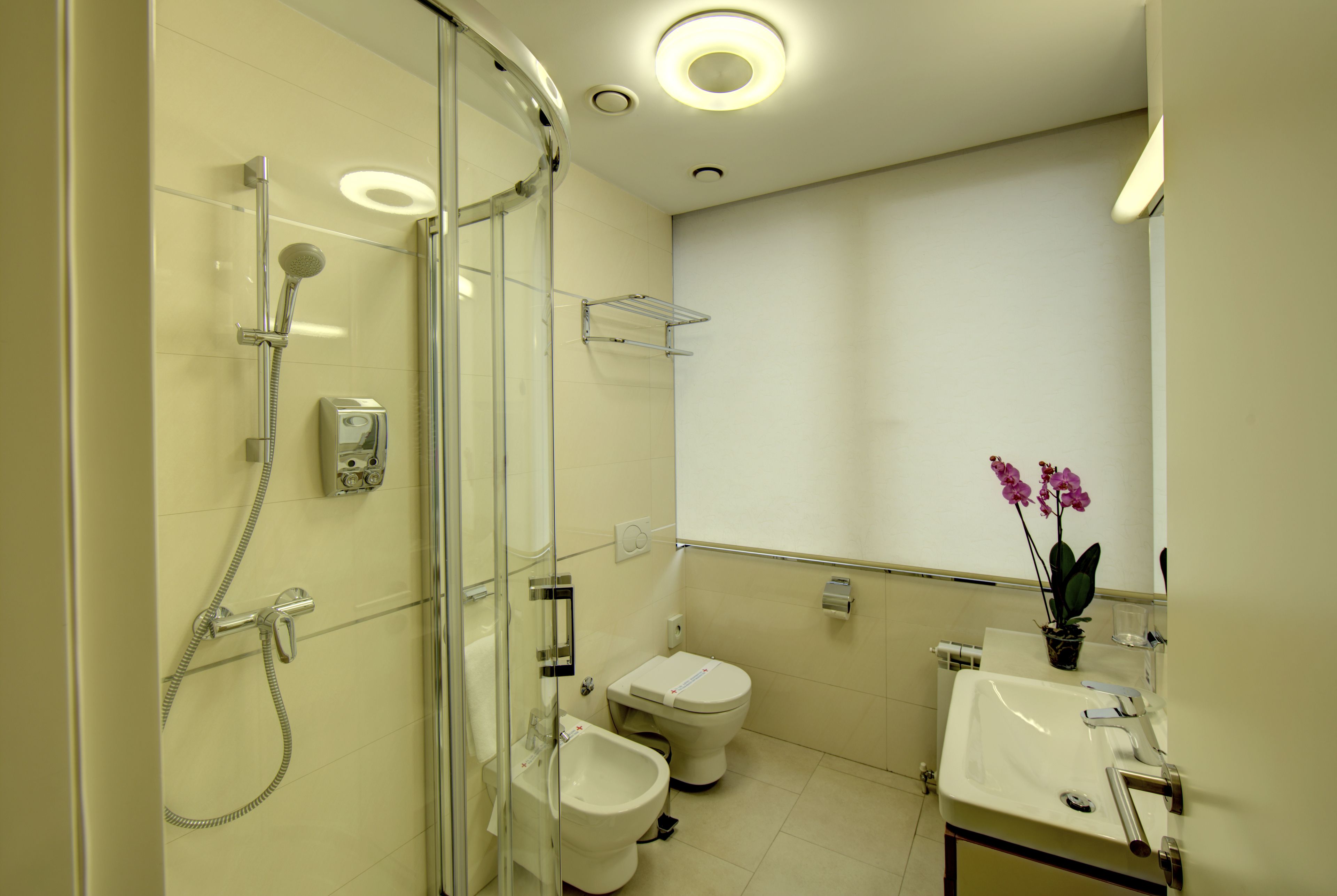 Photo - Hotel Srbija Garden-FREE PARKING