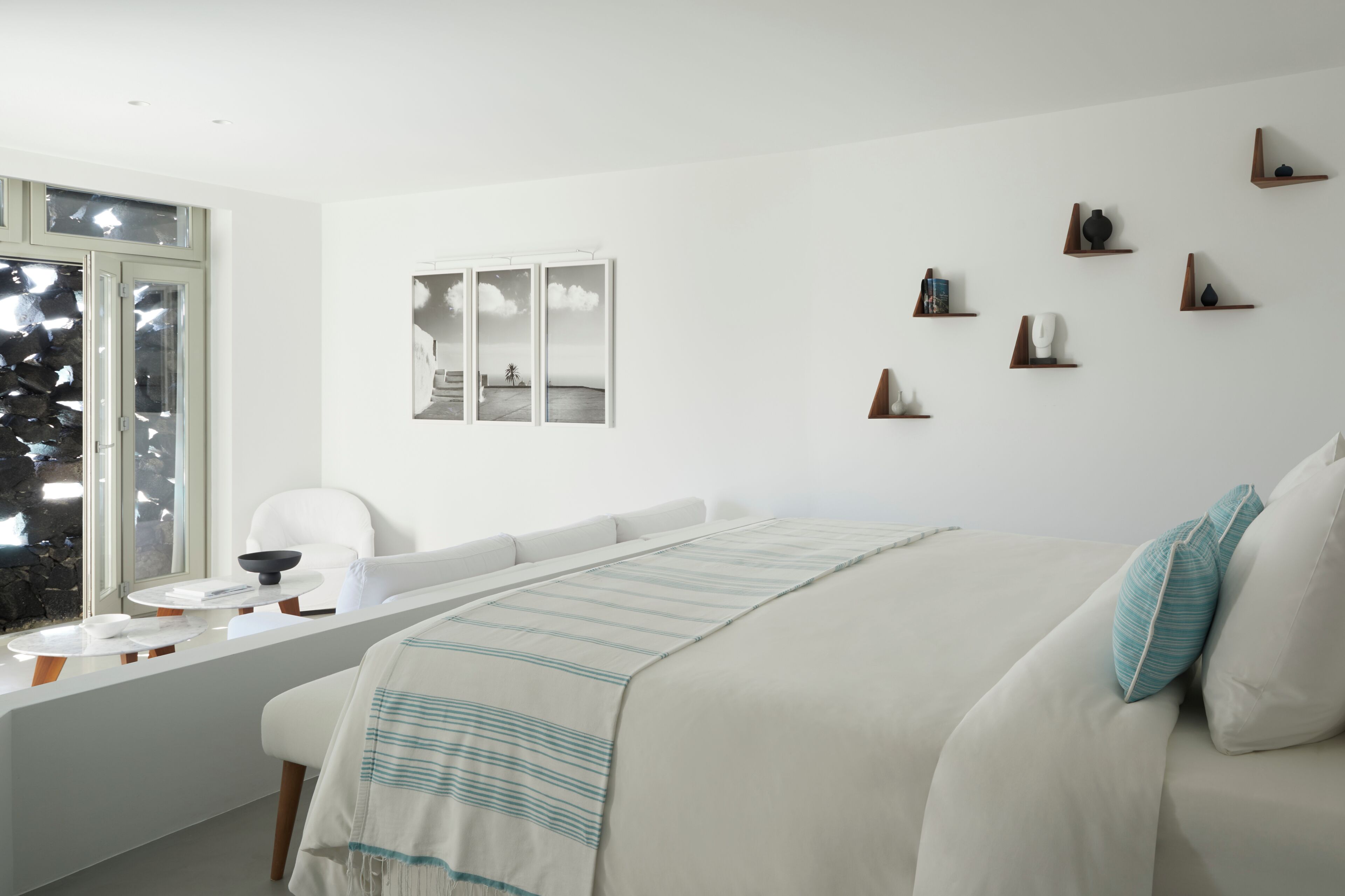 Hypo-allergenic bedding available, down comforters